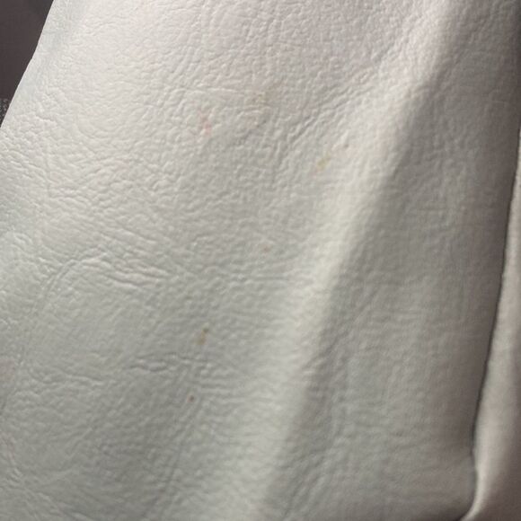 MetroPack Backpack Green - Picture 5 of 6